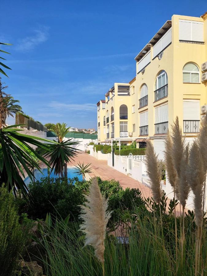 Casa De Kosma Apartment Torrevieja Bagian luar foto